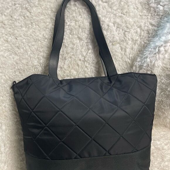 Paper Clip Black Nylon Quilted Large Diaper Bag silver tone hardwares. - Picture 2 of 15